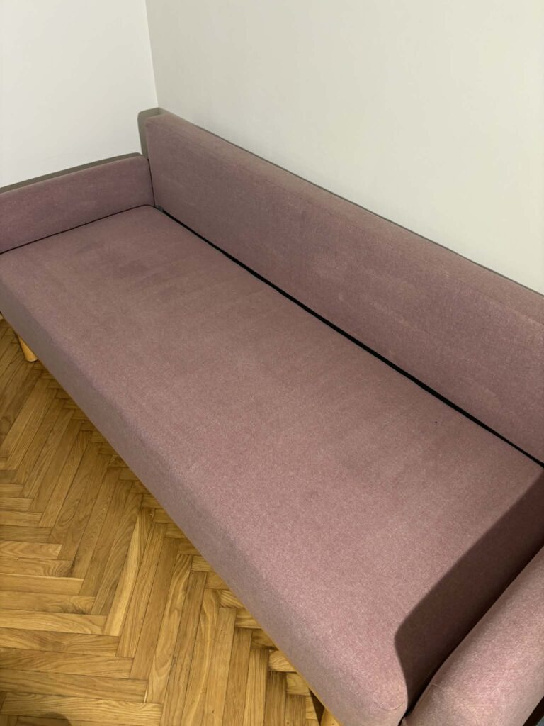 Tapicerka po czyszczeniu